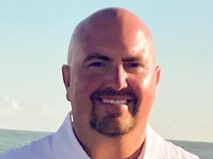 Land Listing Agent Photo