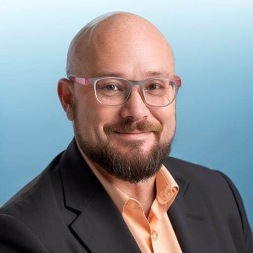 Land Listing Agent Photo