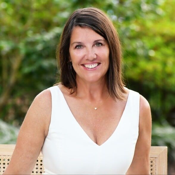 Land Listing Agent Photo