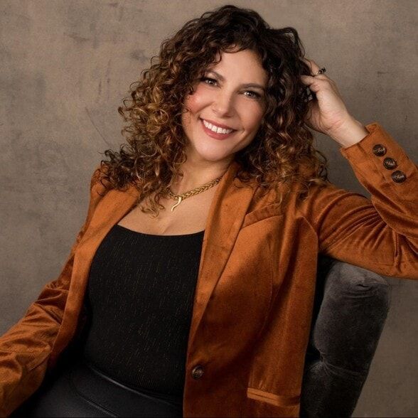 Land Listing Agent Photo