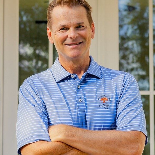 Land Listing Agent Photo