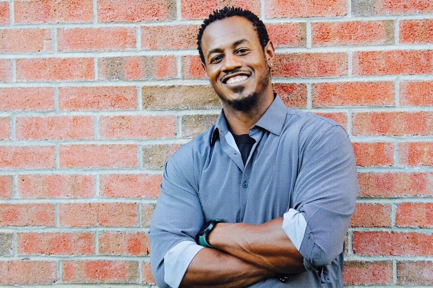 Land Listing Agent Photo