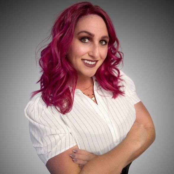 Land Listing Agent Photo