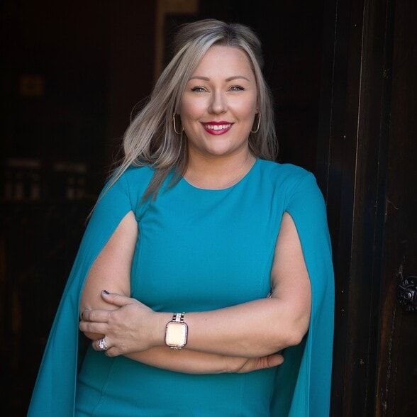 Land Listing Agent Photo