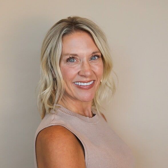 Land Listing Agent Photo