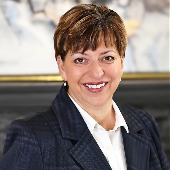 Land Listing Agent Photo