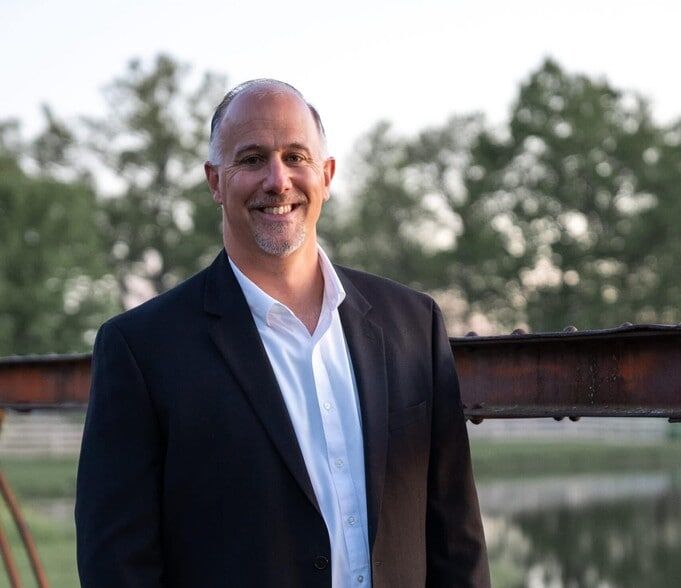 Land Listing Agent Photo