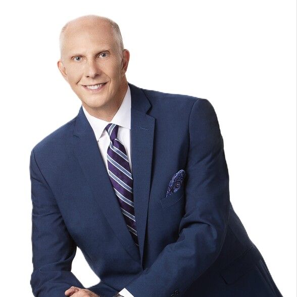 Land Listing Agent Photo