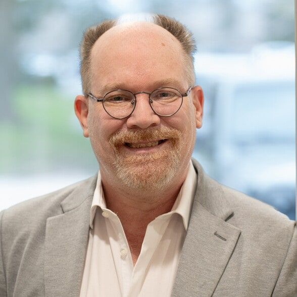 Land Listing Agent Photo