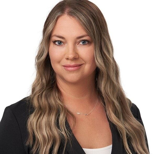 Land Listing Agent Photo