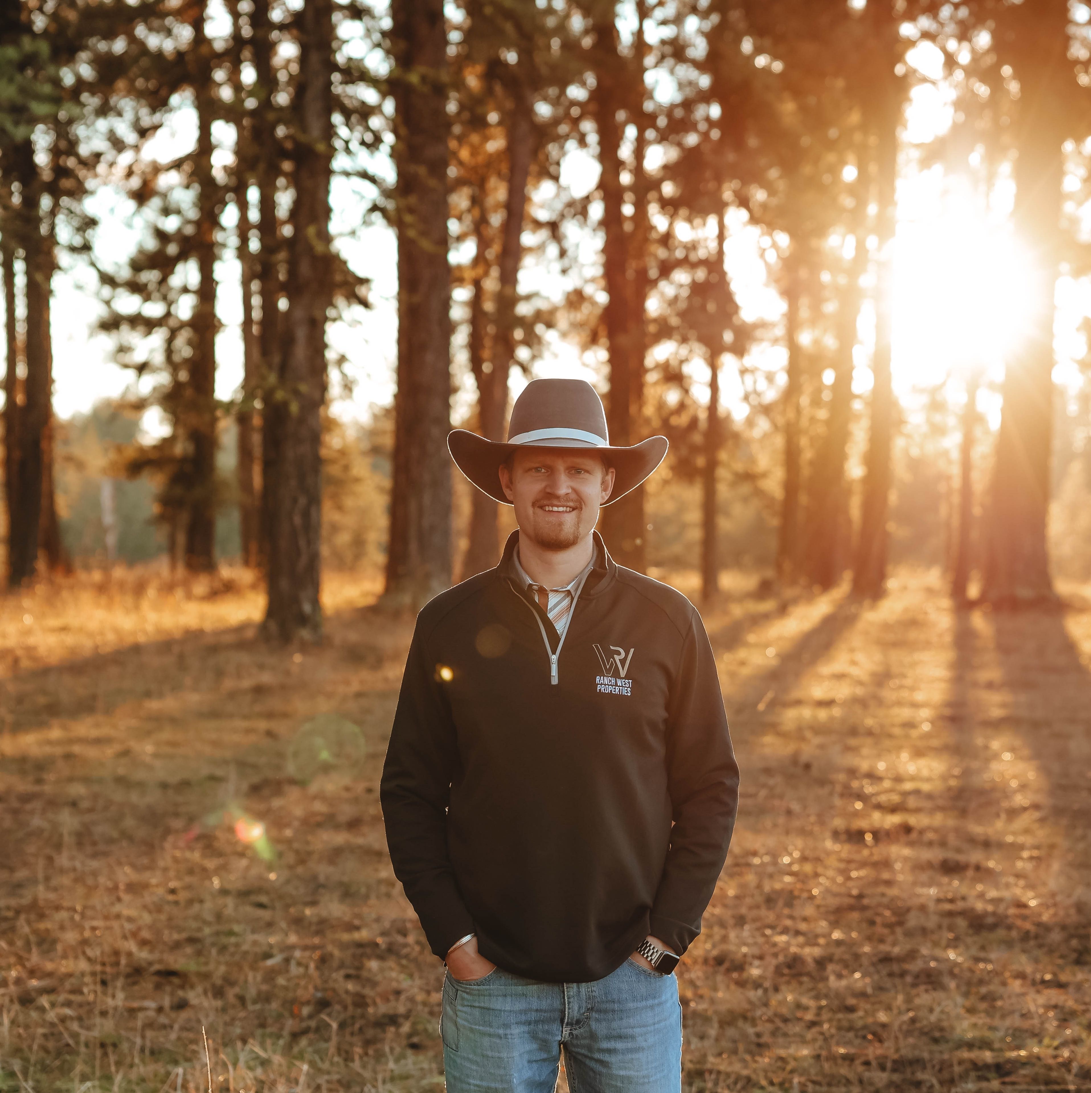 Land Listing Agent Photo