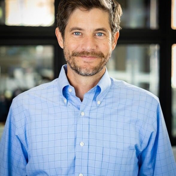 Land Listing Agent Photo