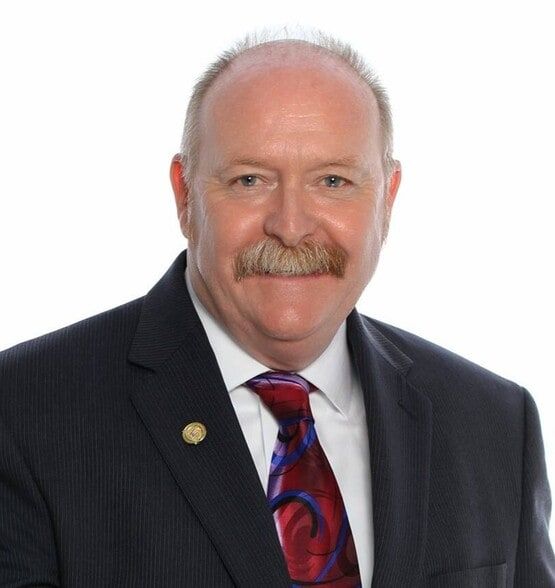 Land Listing Agent Photo