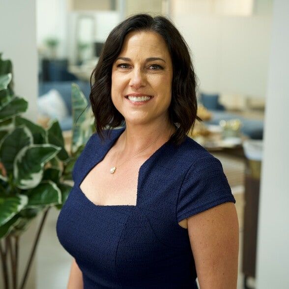 Land Listing Agent Photo