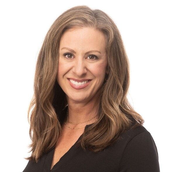 Land Listing Agent Photo