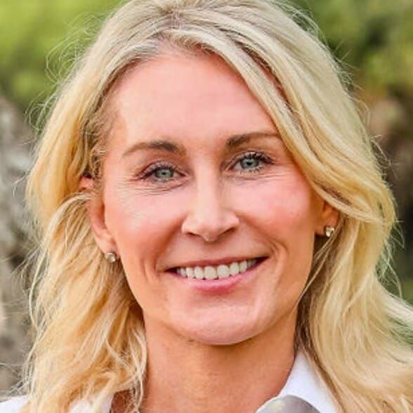 Land Listing Agent Photo