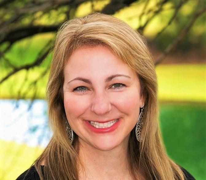 Land Listing Agent Photo