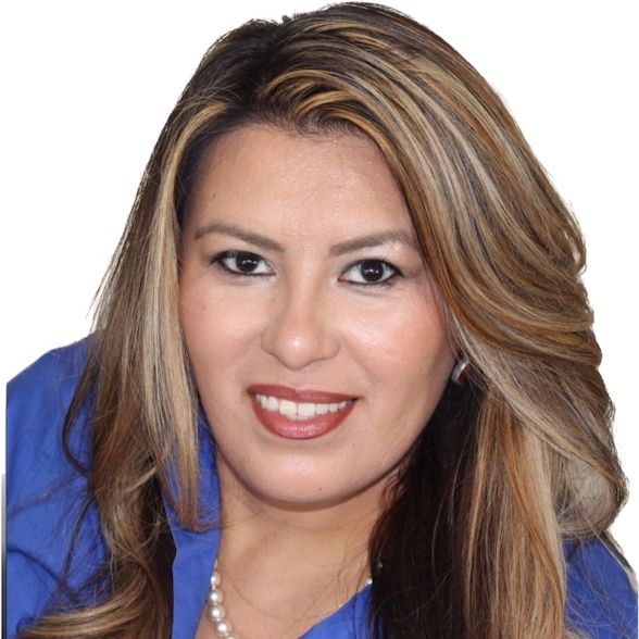 Land Listing Agent Photo