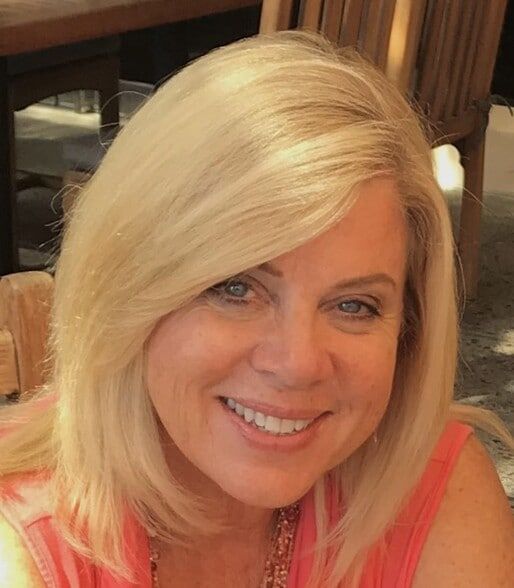 Land Listing Agent Photo