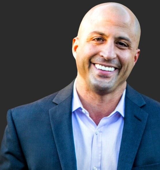 Land Listing Agent Photo