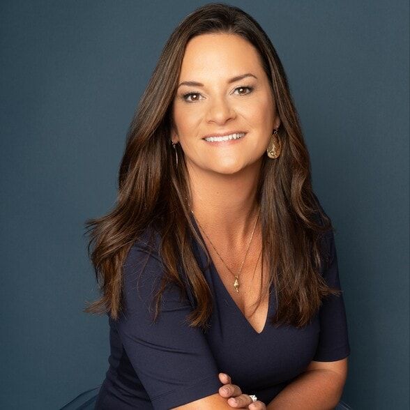 Land Listing Agent Photo