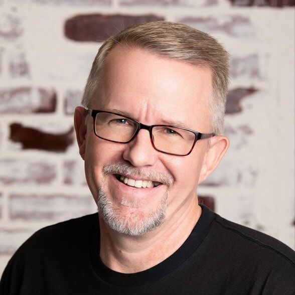 Land Listing Agent Photo