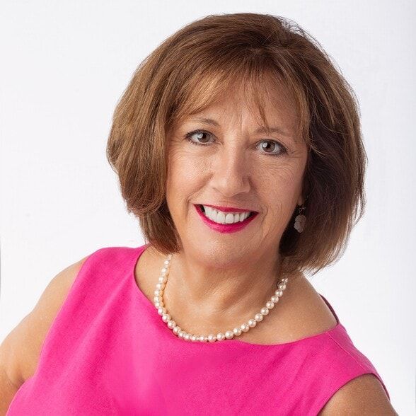 Land Listing Agent Photo