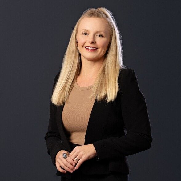 Land Listing Agent Photo