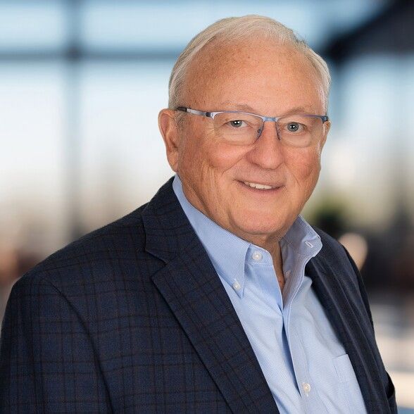 Land Listing Agent Photo