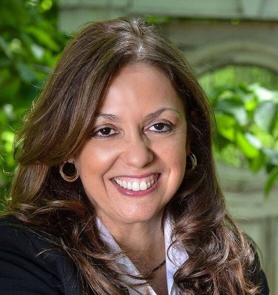 Land Listing Agent Photo