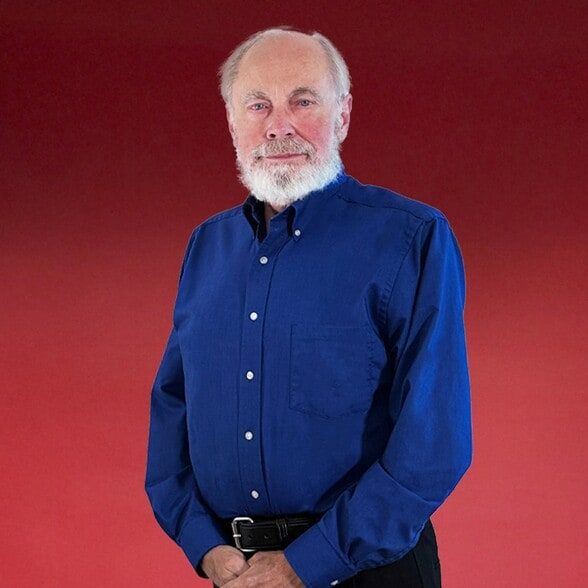 Land Listing Agent Photo