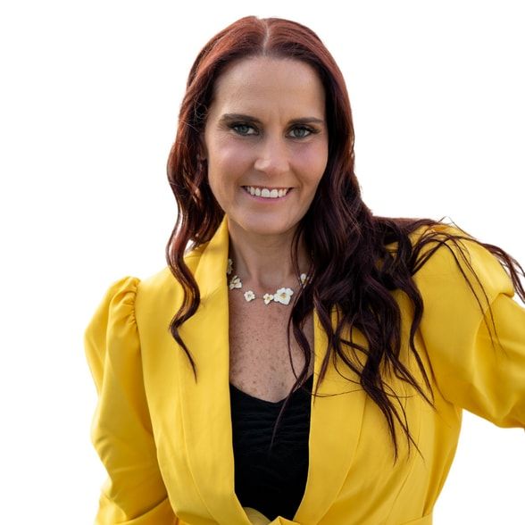 Land Listing Agent Photo