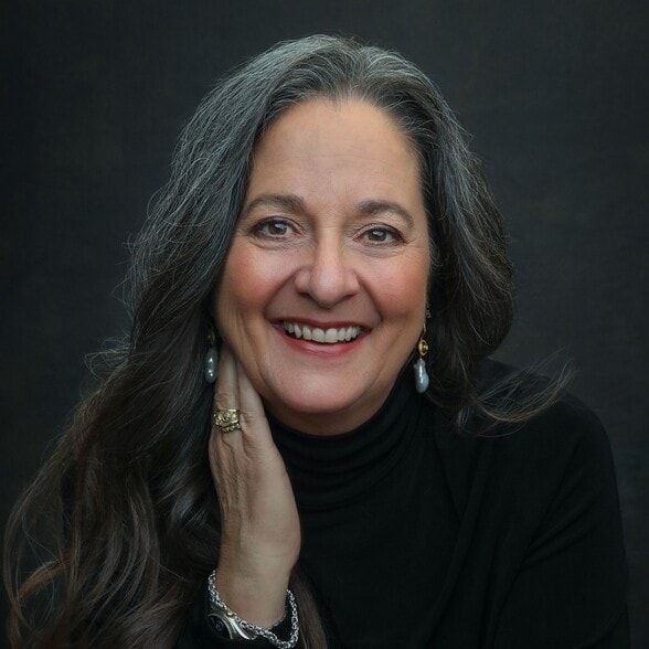 Land Listing Agent Photo