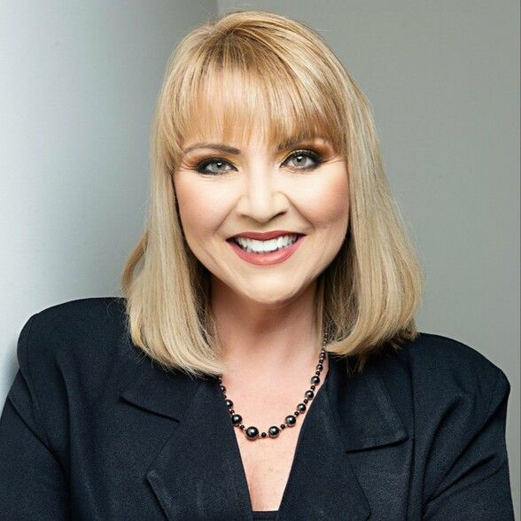 Land Listing Agent Photo