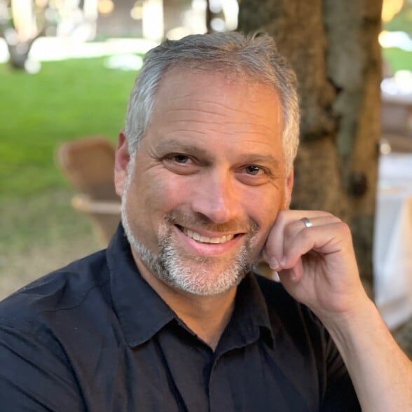 Land Listing Agent Photo