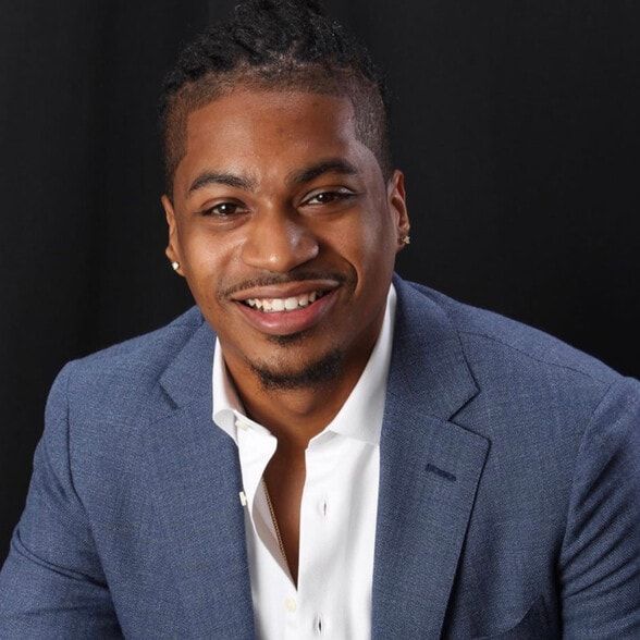 Land Listing Agent Photo