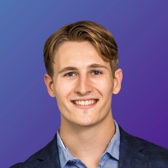 Land Listing Agent Photo