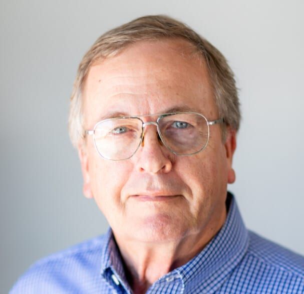 Land Listing Agent Photo