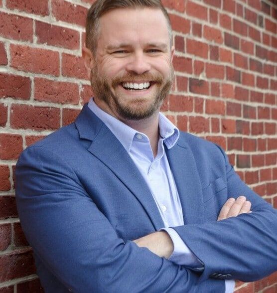 Land Listing Agent Photo