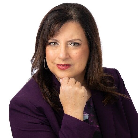 Land Listing Agent Photo