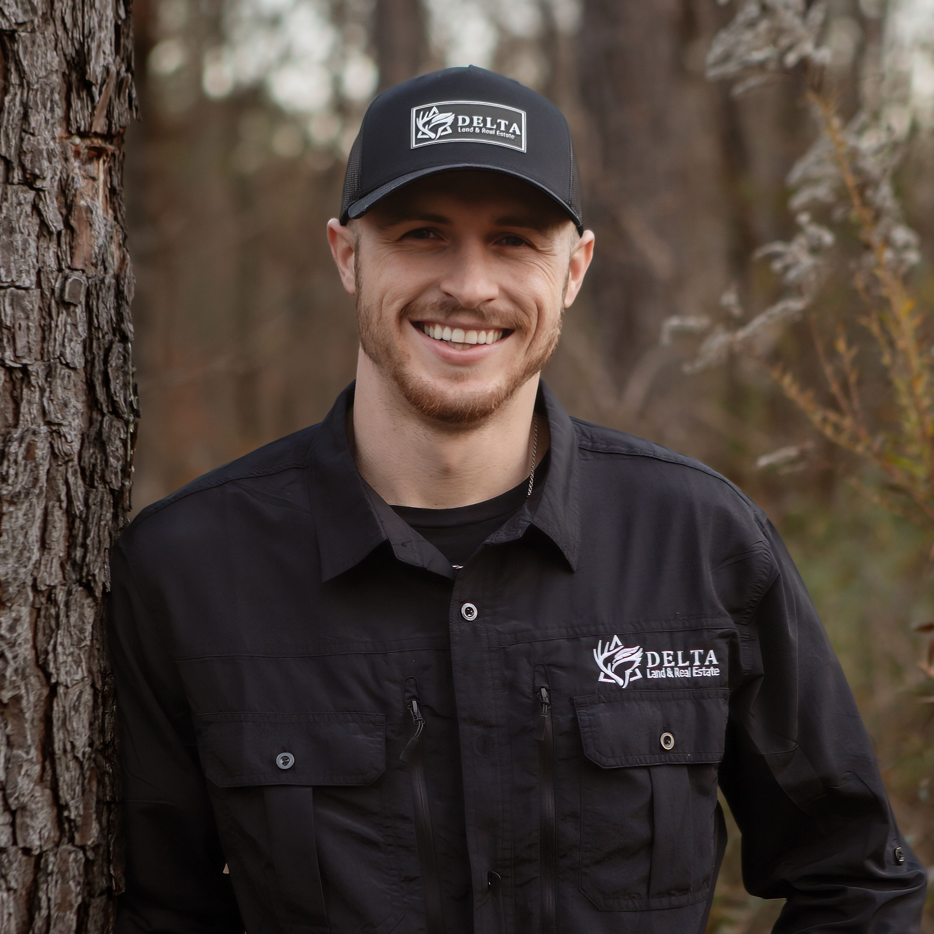 Land Listing Agent Photo