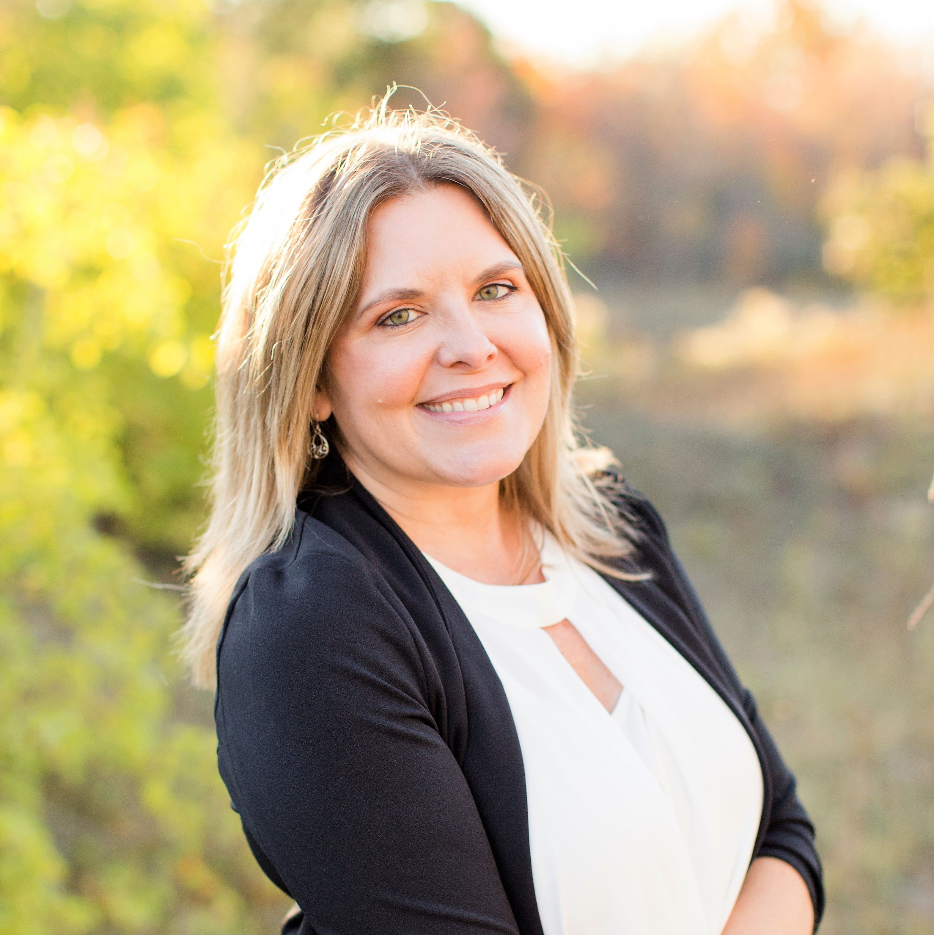 Land Listing Agent Photo