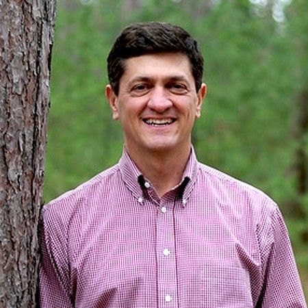 Land Listing Agent Photo