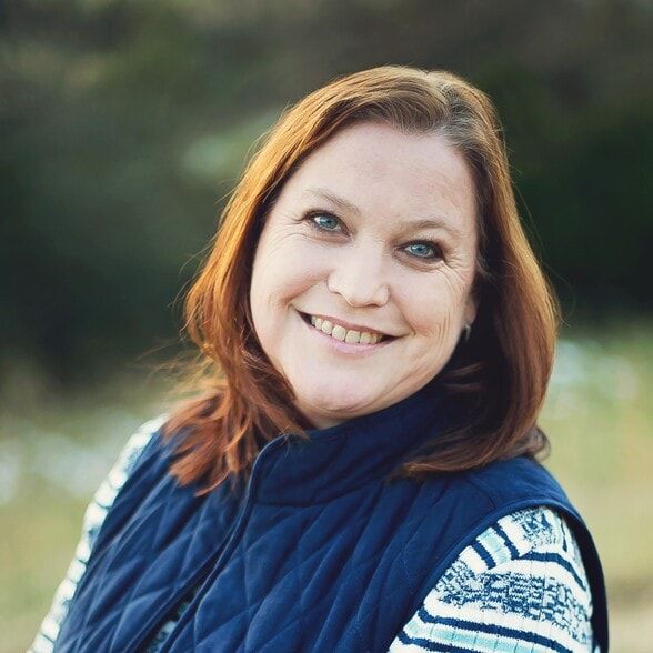 Land Listing Agent Photo