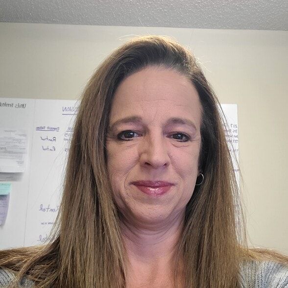 Land Listing Agent Photo