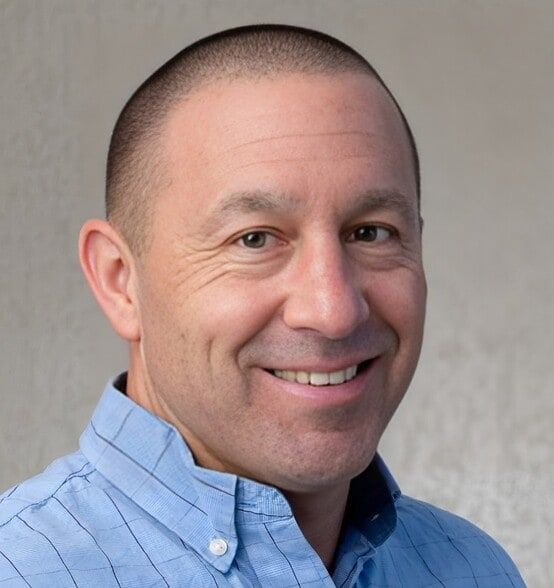 Land Listing Agent Photo