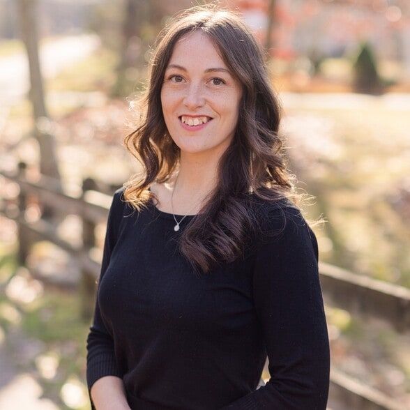 Land Listing Agent Photo