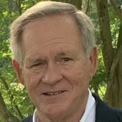 Land Listing Agent Photo