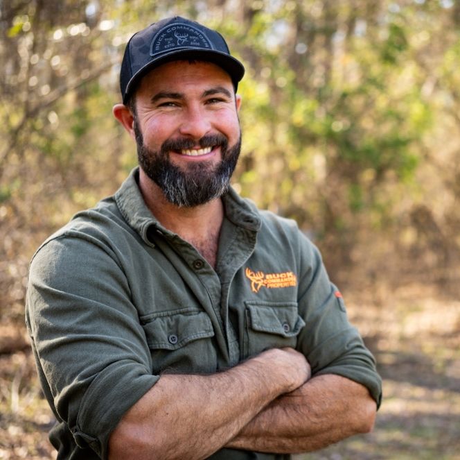 Land Listing Agent Photo