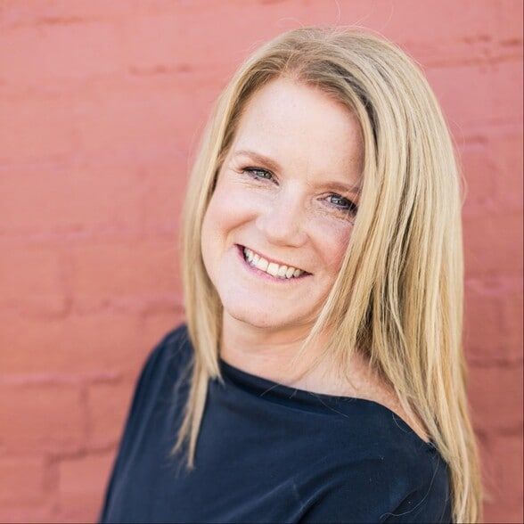 Land Listing Agent Photo